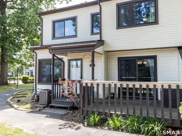 94 Cottonwood Road #94, Newington, CT 06111