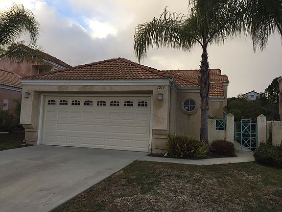 2nd image of 1214 Woodhaven Dr