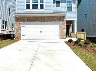 57 Berry Dr, Dawsonville, GA 30534