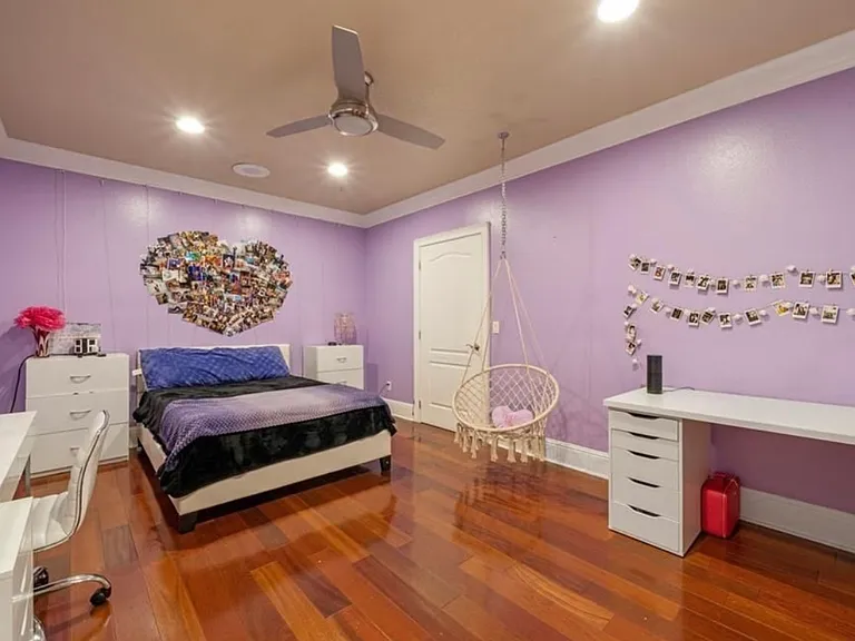 146 Mileham Dr — Photo 1