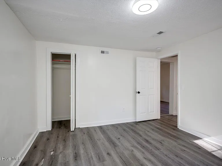 311 Abbeville Ave NE — Photo 17