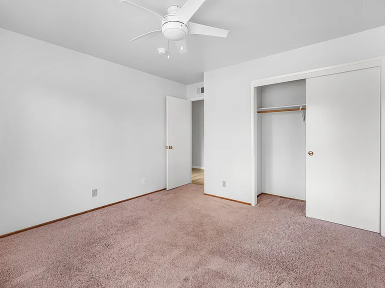 661 Harvard Ave — Photo 12