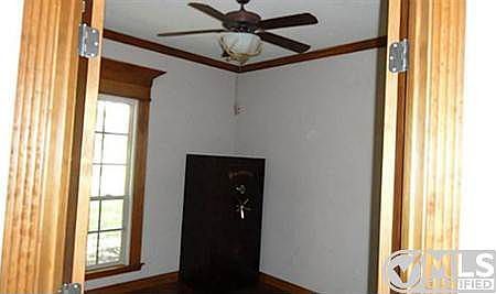 5th image of 3605 Cove Timber Ave