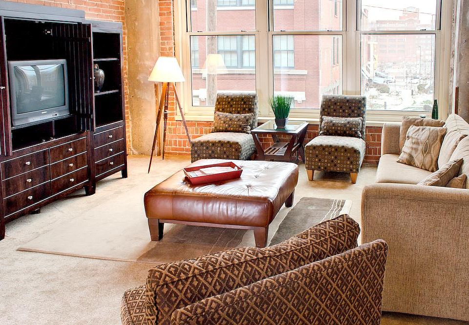 1st image of 200 Walnut St APT 309