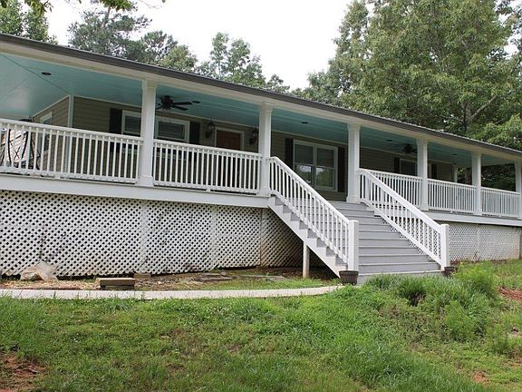 3rd image of 6524 Cox Dr