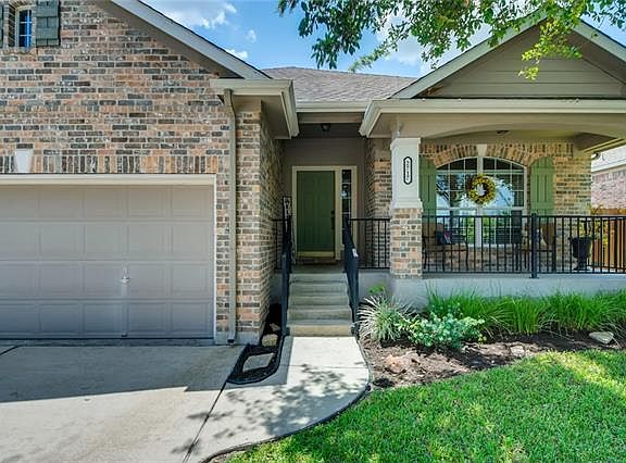 4th image of 2717 Barefoot Ln