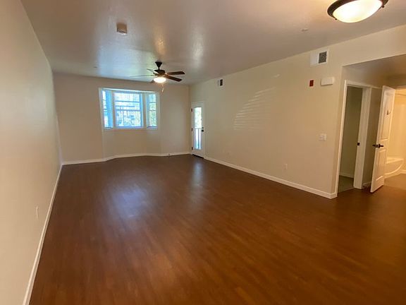5th image of 3940 H St APT 207
