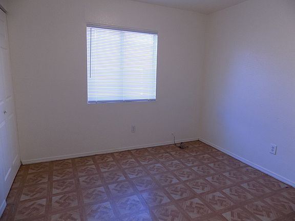 3rd image of 500 Texas St NE APT A