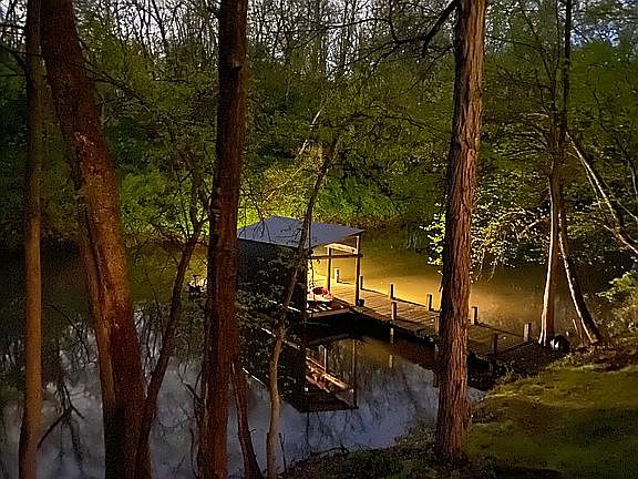 4th image of 57 W Hazel Dell