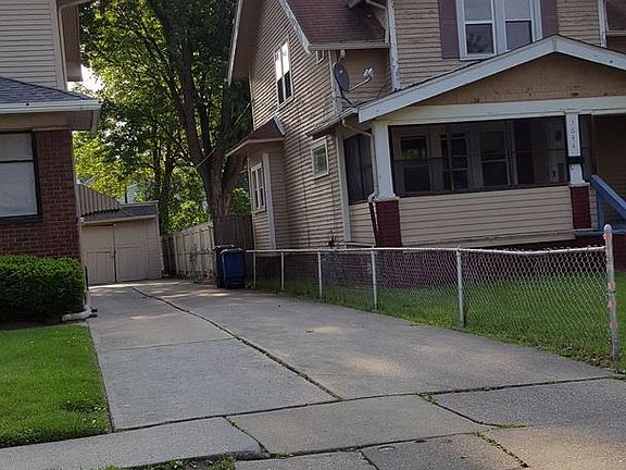 4th image of 3644 Hazelhurst Ave