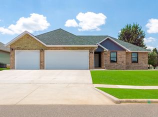 702 E Tarpon Rd, Nixa, MO 65714