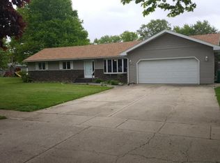 404 Broadway Ave, White Pigeon, MI 49099
