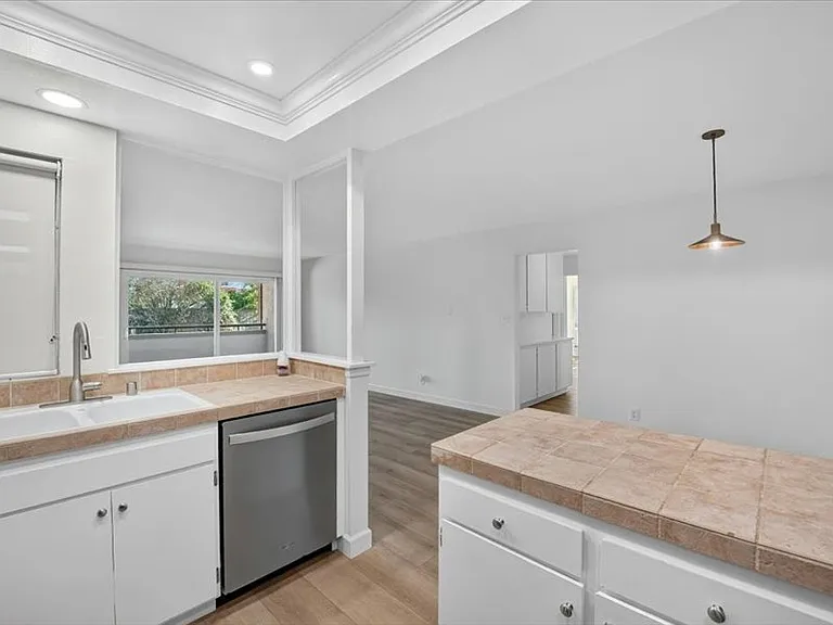 5937 Armaga Spring Rd #N — Photo 17