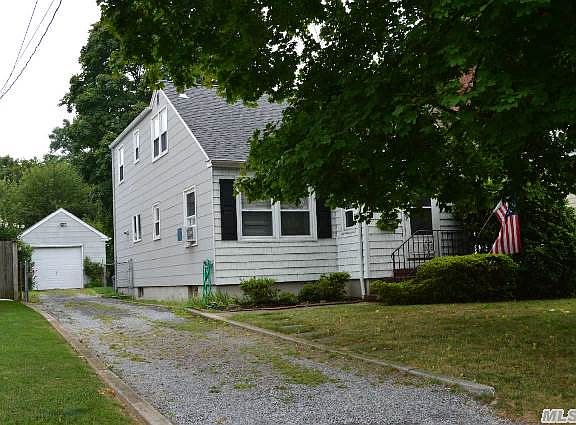 2nd image of 37 Bennett St
