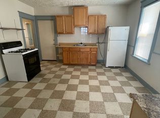 *30 Days Of Free Rent With Signed Lease!* 2 Bed 1 Bath Located Right Off Brady St, Milwaukee, WI 53202