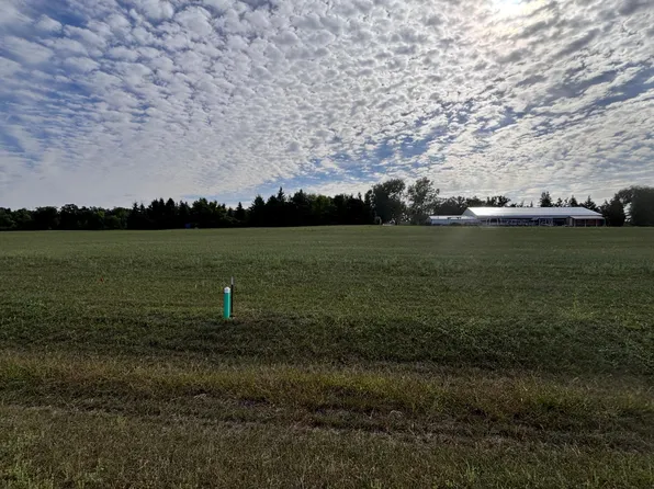 5 Chainview Dr NW, Alexandria, MN 56308