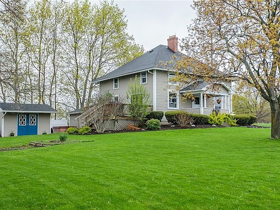 4th image of 3832 County Road 4