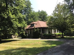 53 W Clarkstown Rd, New City, NY 10956
