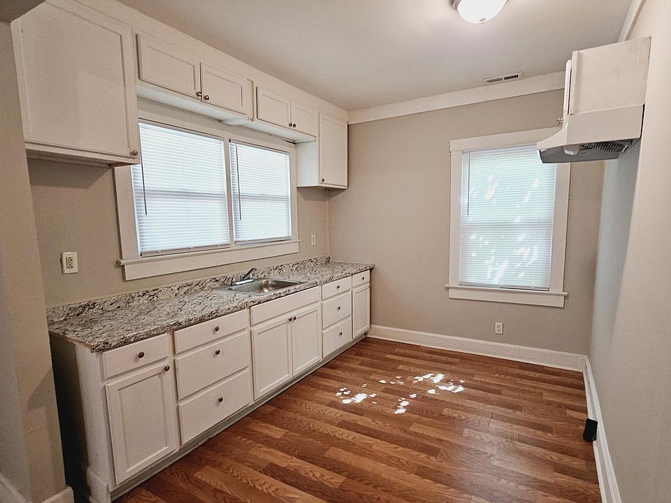 410 Weathers St, Shelby, NC 28150 Zillow