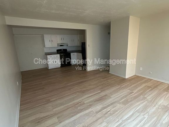 2nd image of 3741 Morgan Ford Rd #G