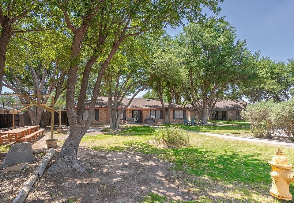 1st image of 4309 Valley Dr