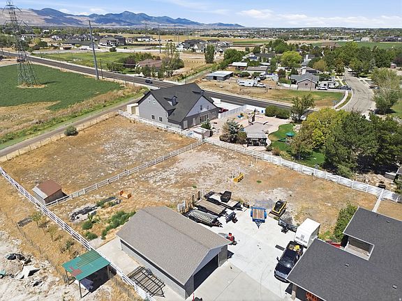 4th image of 14434 S Vantage Cir W