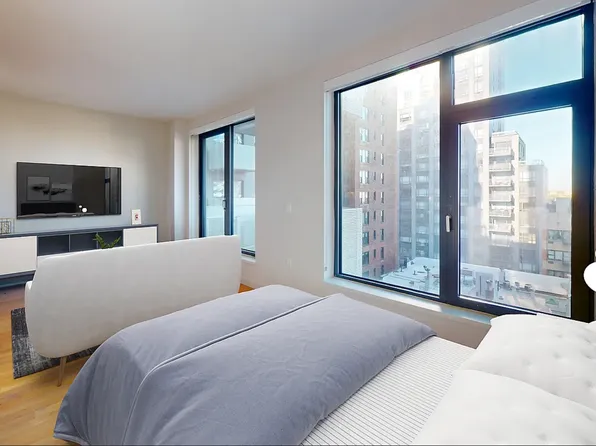 515 E 86th St #708, New York, NY 10028