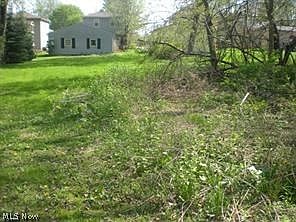 2nd image of 172 & 173 Belcher Ave