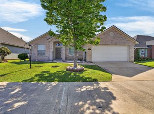 9819 Pander Ln, Shreveport, LA 71115