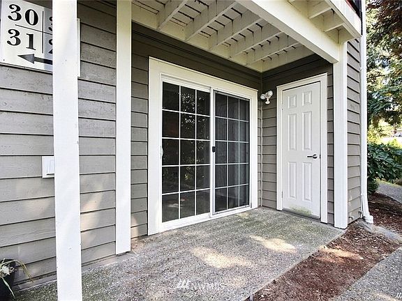 2nd image of 2609 S 272nd St APT 31