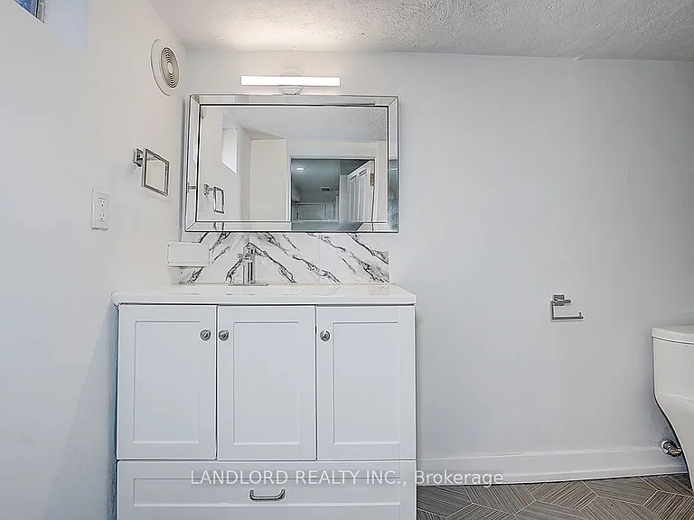 56 Bicknell Ave #LOWER — Photo 22