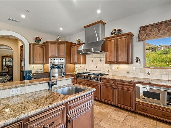 3rd image of 775 Riata Ln