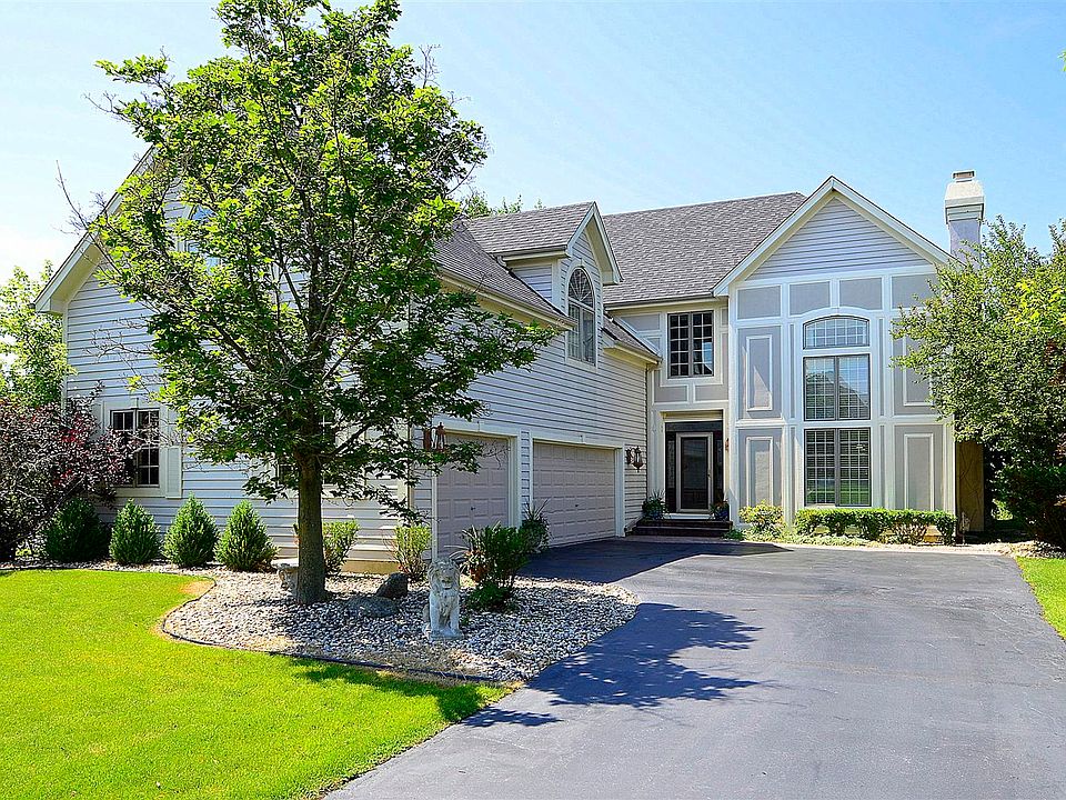 1st image of 4N468 S Robert Frost Cir