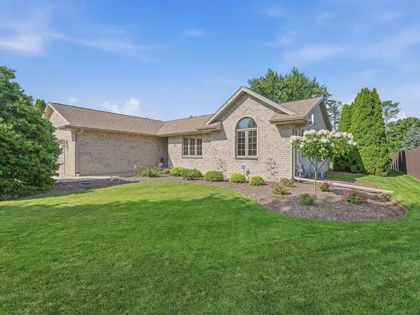 5004 White Fox DRIVE, Sheboygan, WI 53081