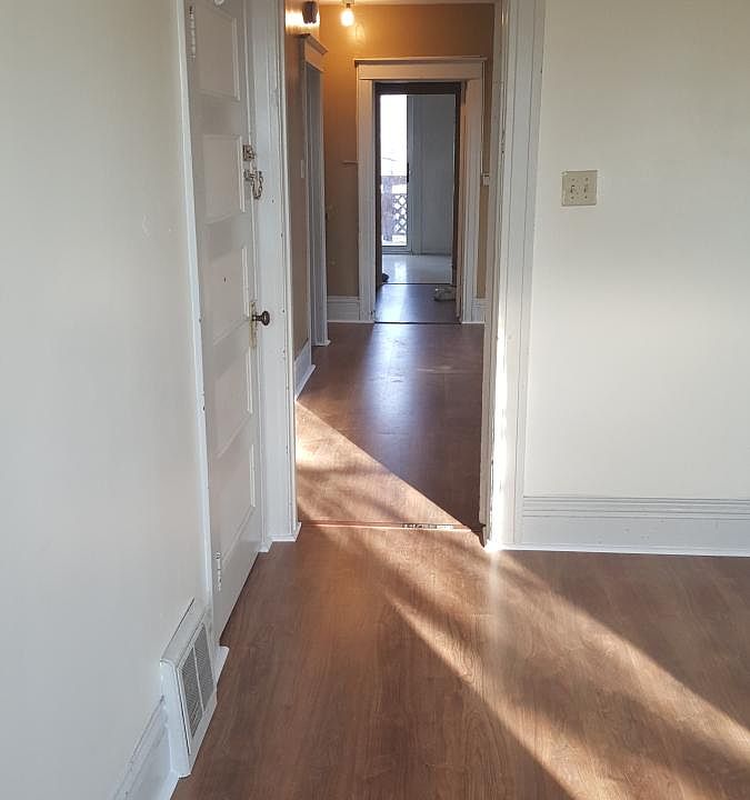 1st image of 18 Riverview St #2