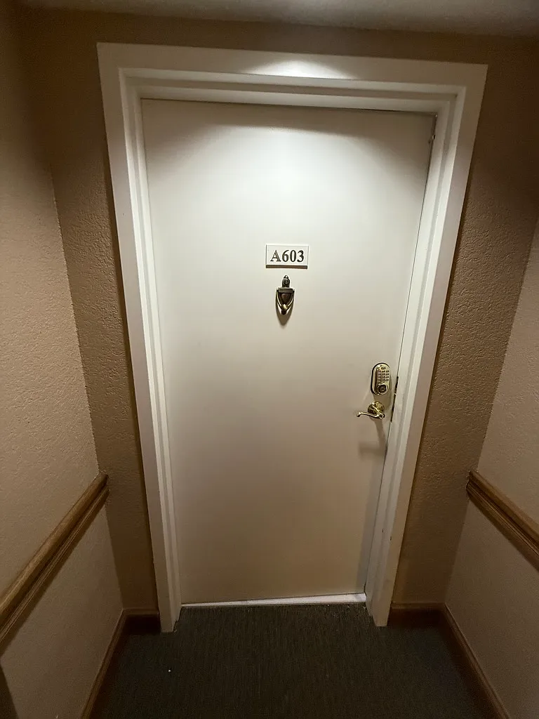 2 bed, 1100 sqft, $1,800 — Photo 4