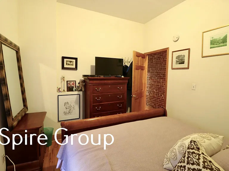292 W 92nd St #6B — Photo 11