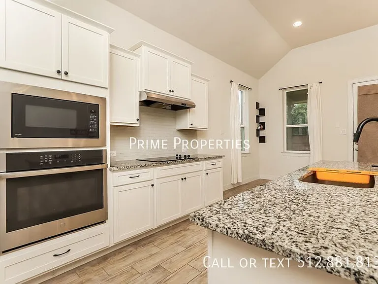 1401 Highland Ridge Rd — Photo 4