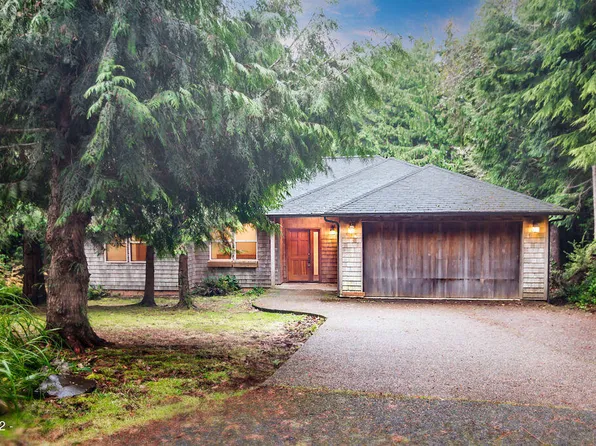 570 Fairway Dr, Gleneden Beach, OR 97388
