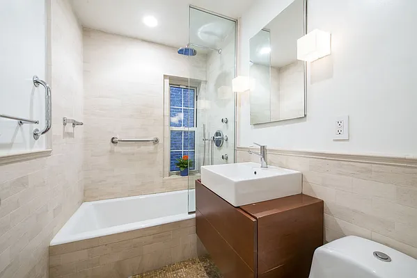 Sold by Compass | media 6