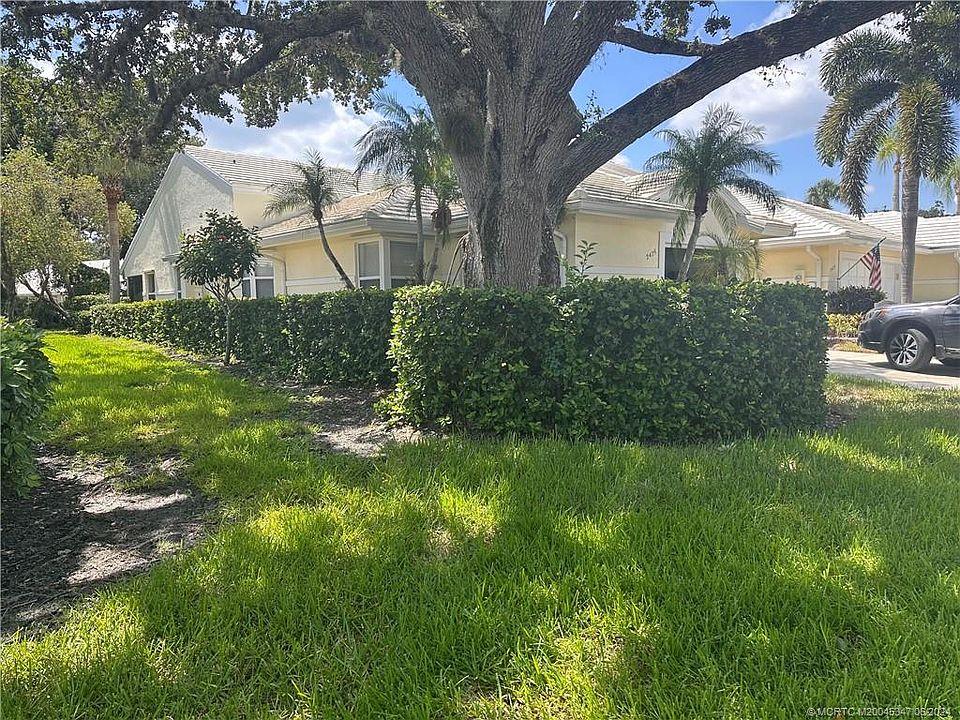 1st image of 2425 SW Foxpoint Trl
