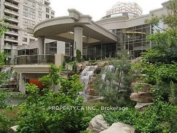 3888 Duke Of York Blvd, Mississauga, ON