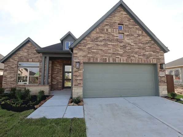 4725 Shelby Shore Dr, Texas City, TX 77539