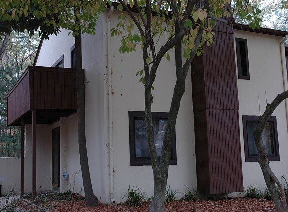 Townhouse with Walkout Decks