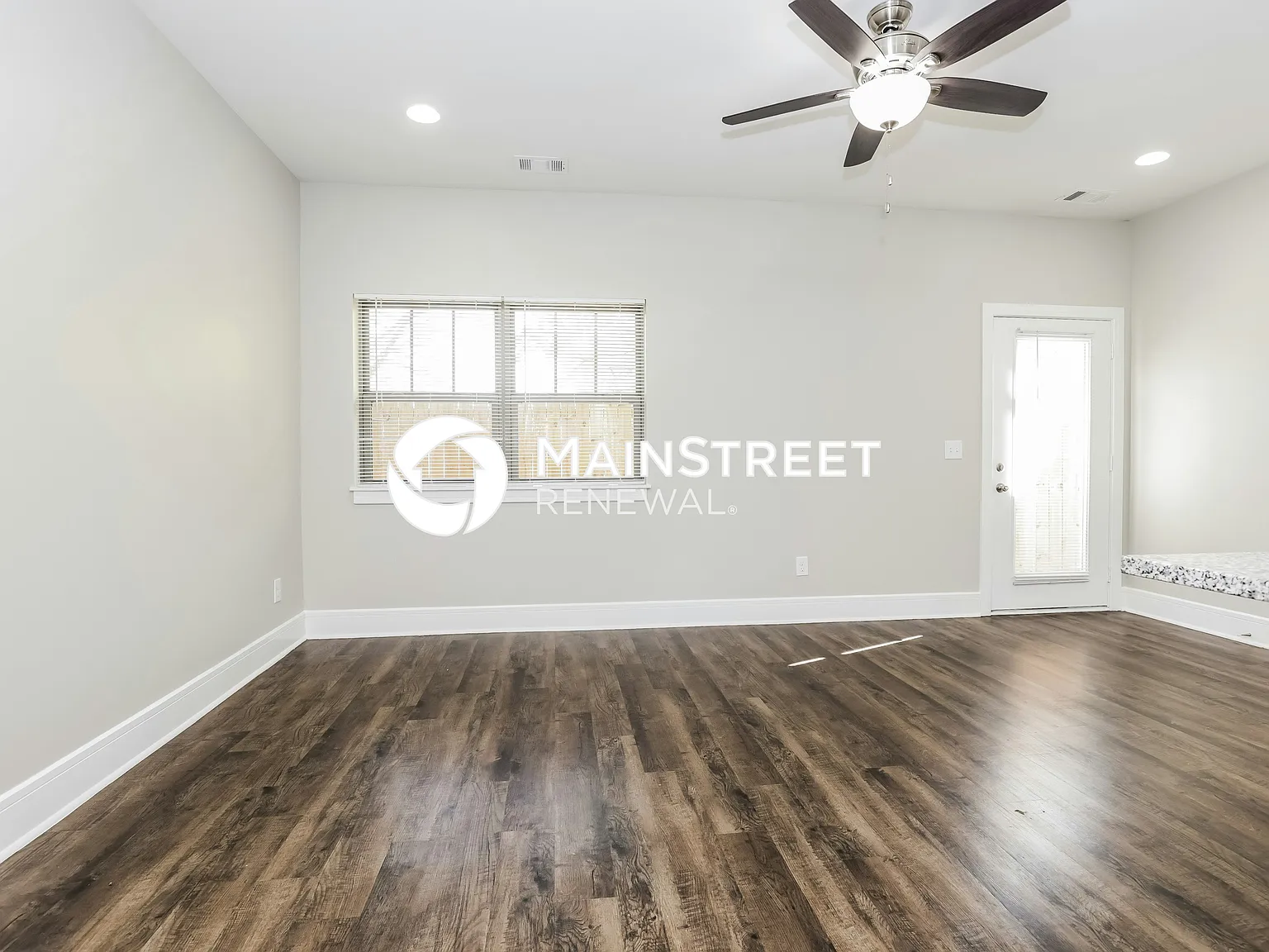 126 Hartsville Court — Photo 2
