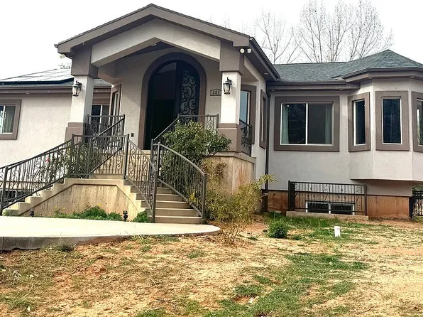 885 N Memorial St, Hurricane, UT 84784