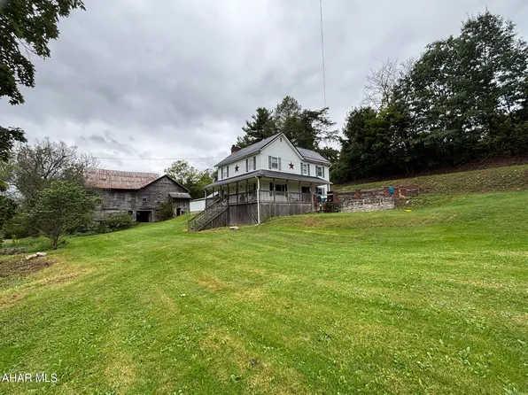 8155 Clear Ridge Rd, Clearville, PA 15535