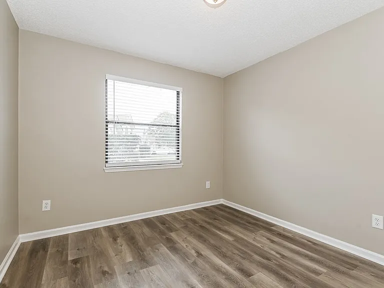 8840 Saint Lucia Ct — Photo 13