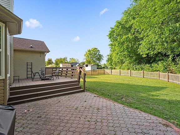 2nd image of 2333 Riverway Dr