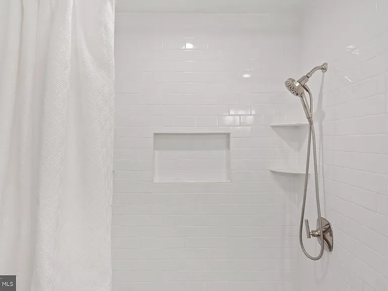 2211 Titan St — Photo 22
